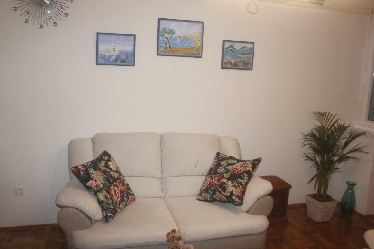 Apartman Jadranka Njivice Exteriér fotografie