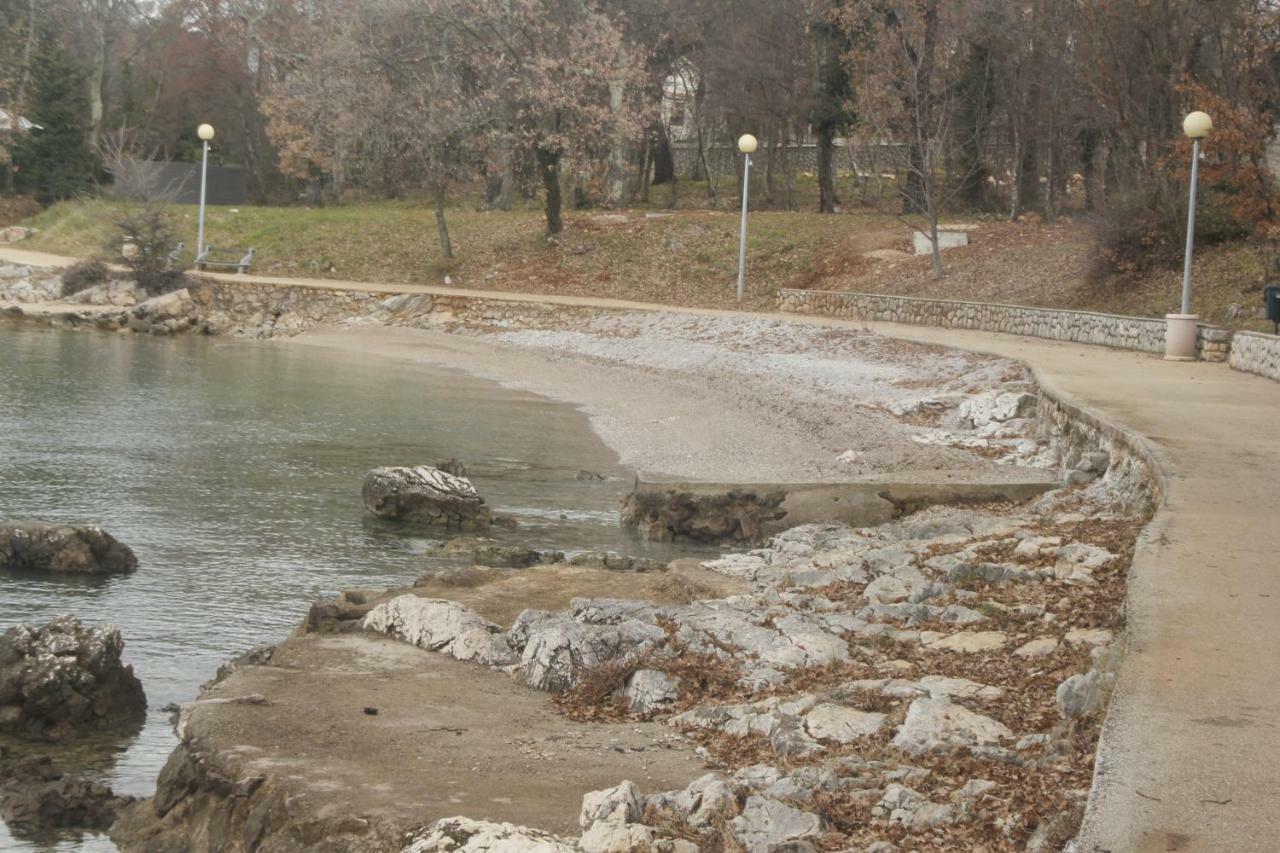Apartman Jadranka Njivice Exteriér fotografie