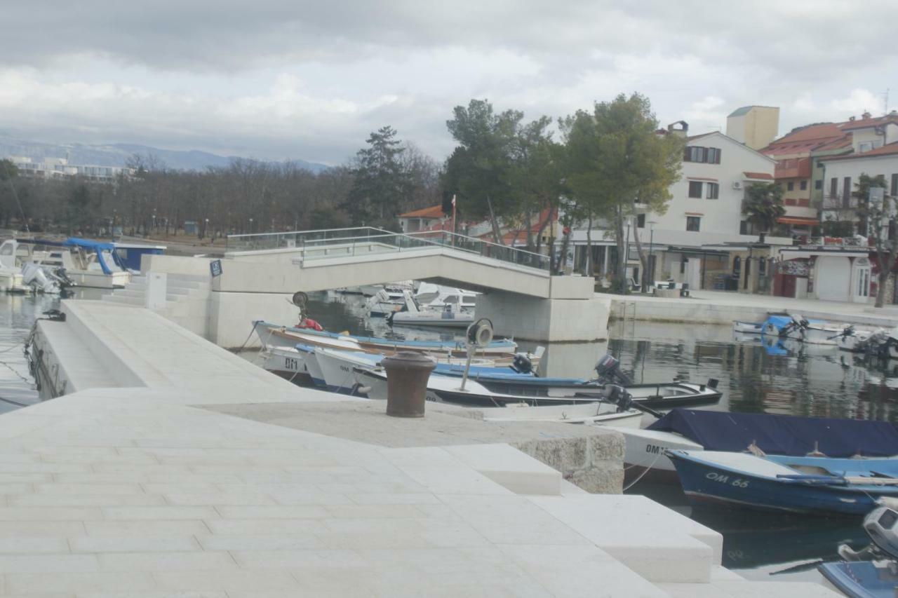 Apartman Jadranka Njivice Exteriér fotografie
